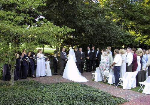 wedding pic.jpg (53514 bytes)